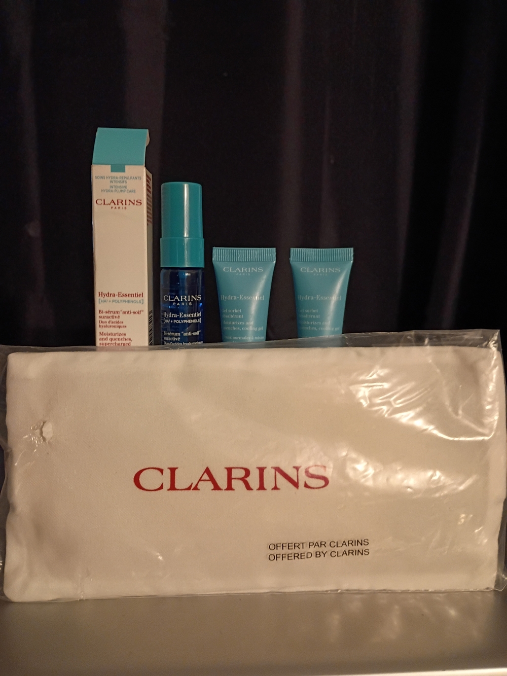 Clarins Hydra-Essentiel Travel Set - Eye Mask